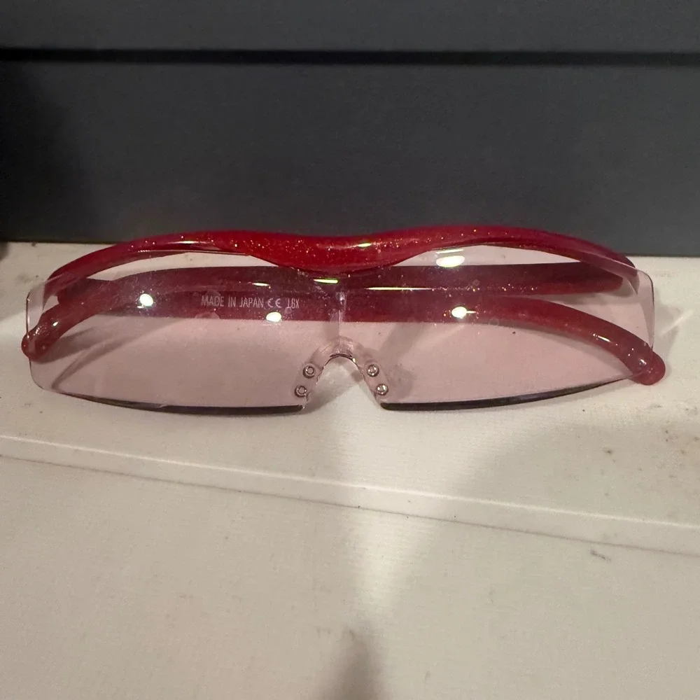 Hazuki Magnifying Glasses Unisex OS Red Glitter Excellent 1.6X Japan Loupe Case‎